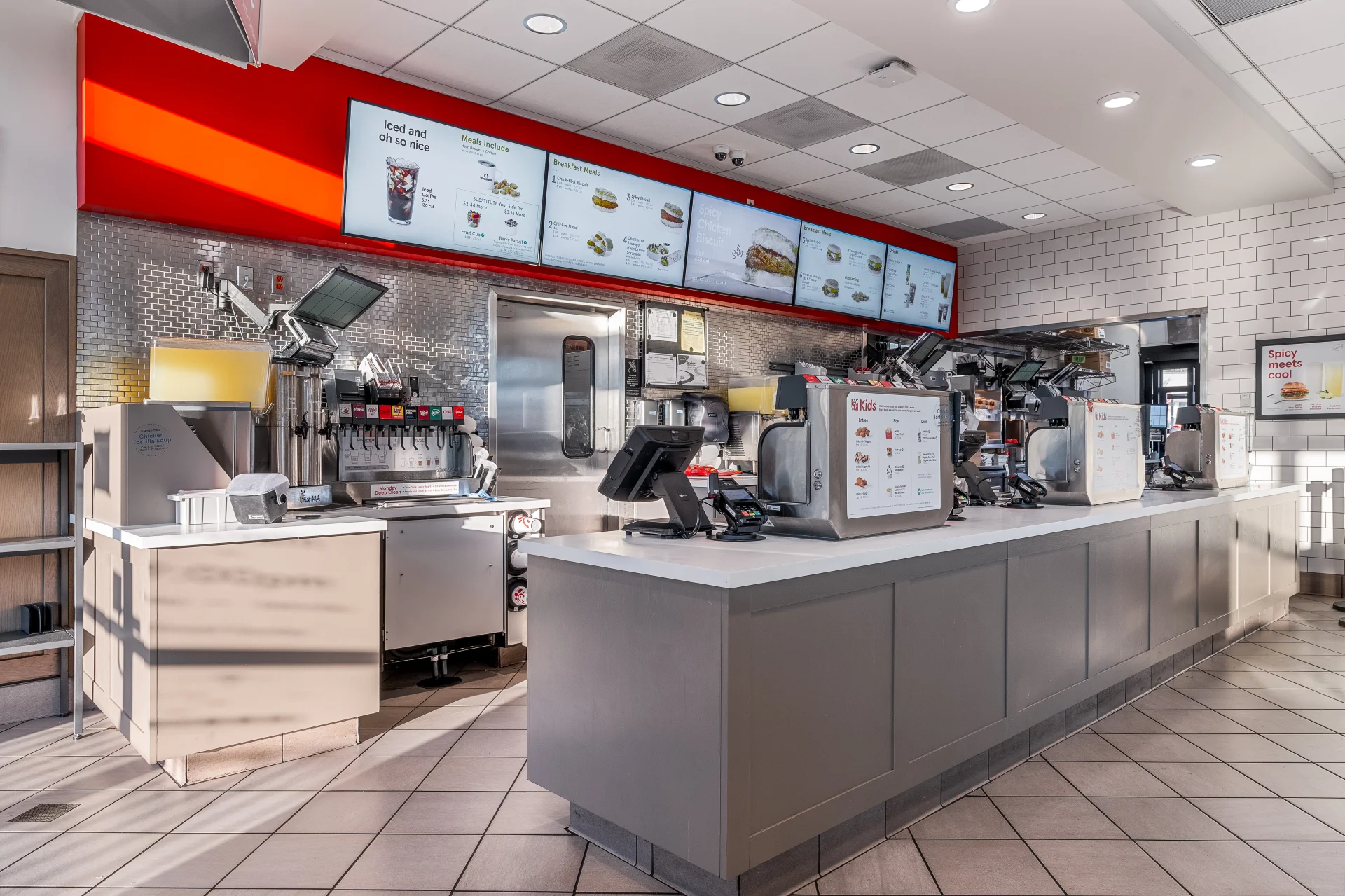 Chick Fil A Chamblee 5450 Peachtree Industrial Blvd   Interior 2.webp
